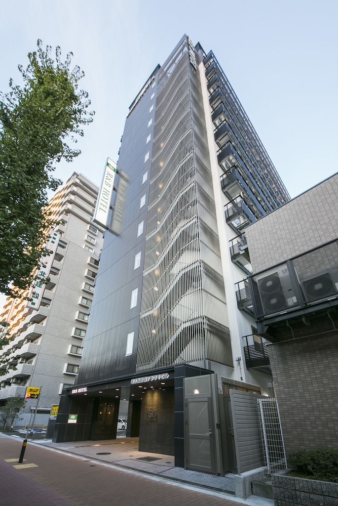 R&B Shin Osaka Kita Guchi