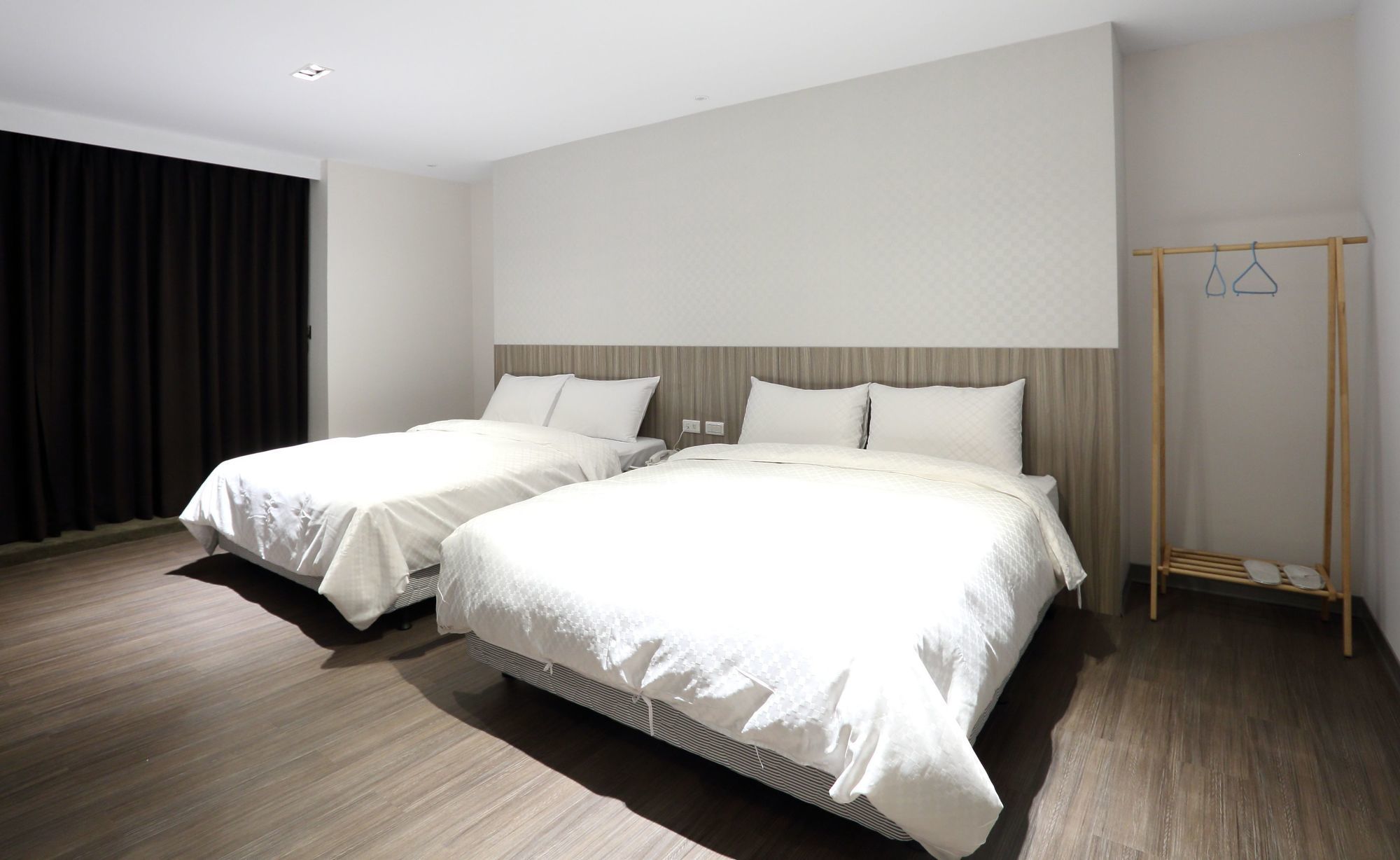 Hotel Brown