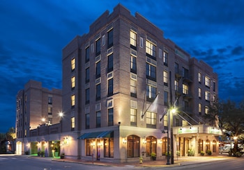 Holiday Inn Savannah Historic District