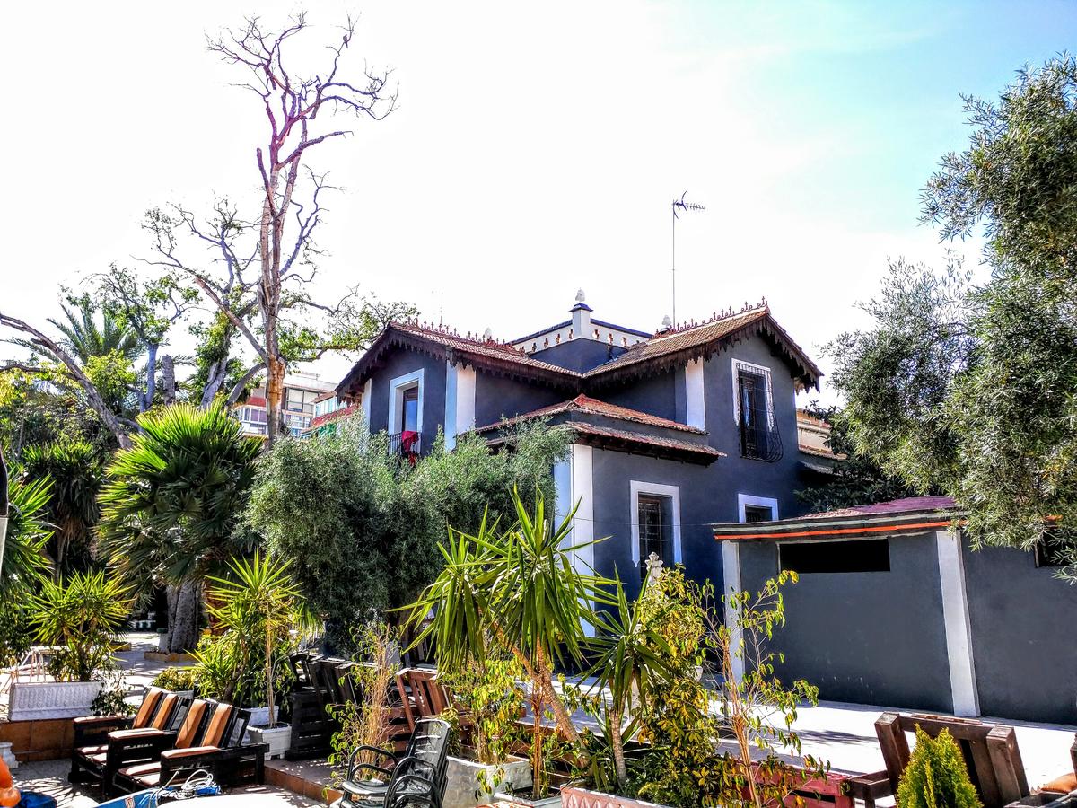 Paradise Urban Hostel