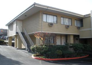 Sandstone Inn