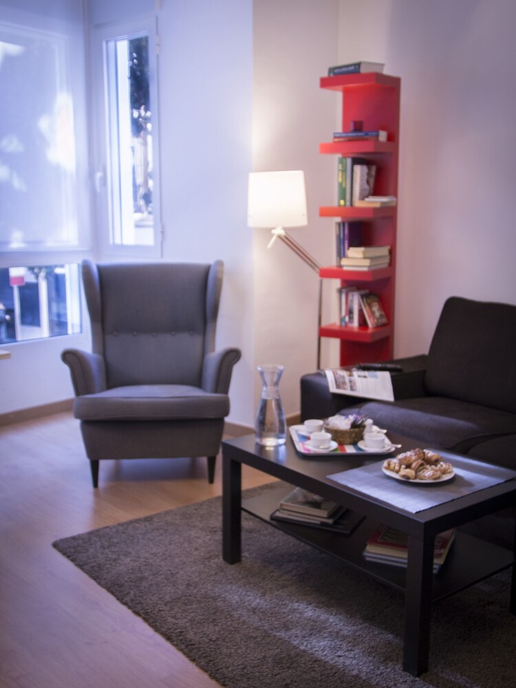 Apartamentos Prado Sastre