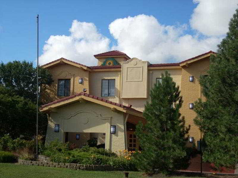 Country Inn & Suites by Radisson Hoffman Estates IL
