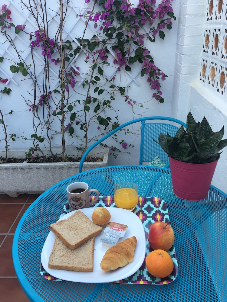 La Moraga De Poniente Malaga Hostel