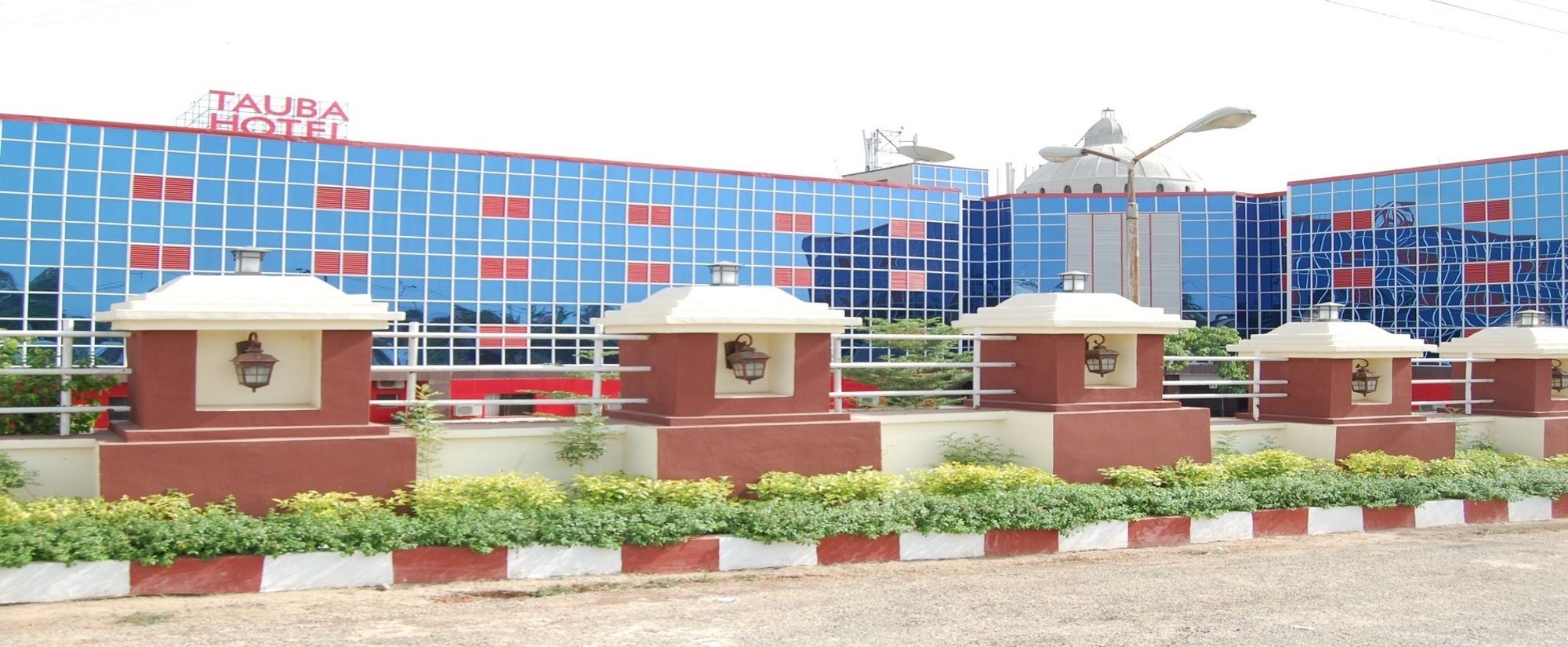 Tauba Hotel