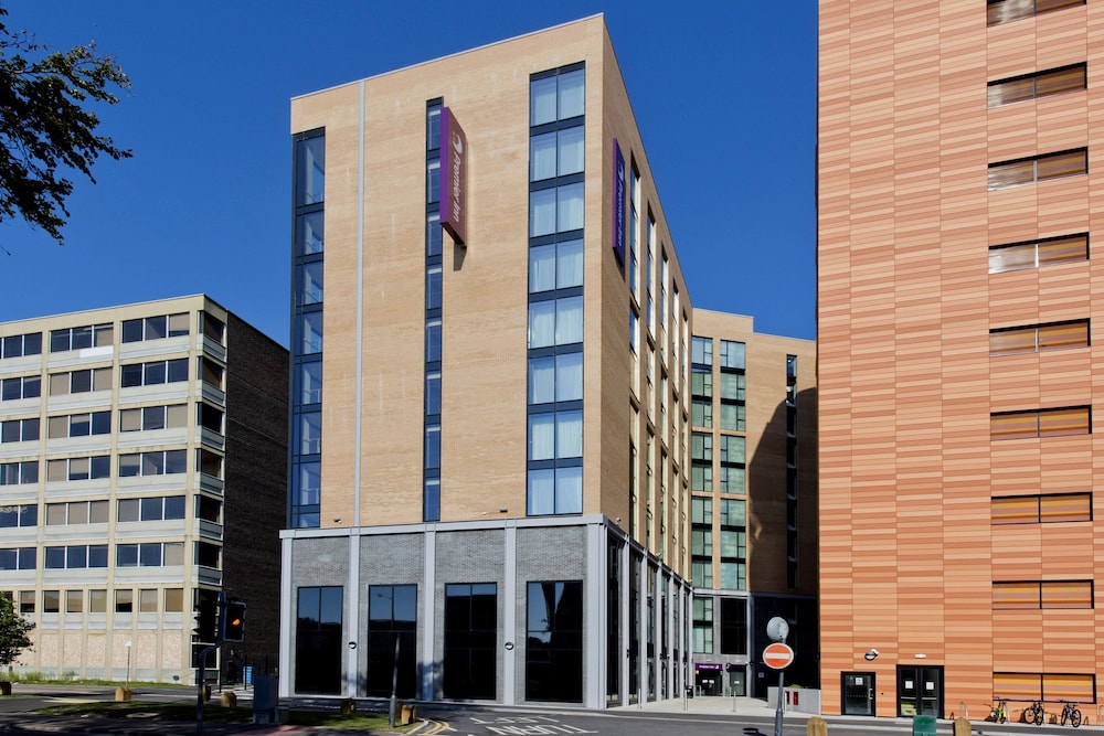 Premier Inn Bournemouth East Cliff