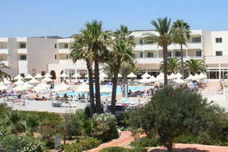 Club Novostar Dar Khayam  Resort & Aqua Park