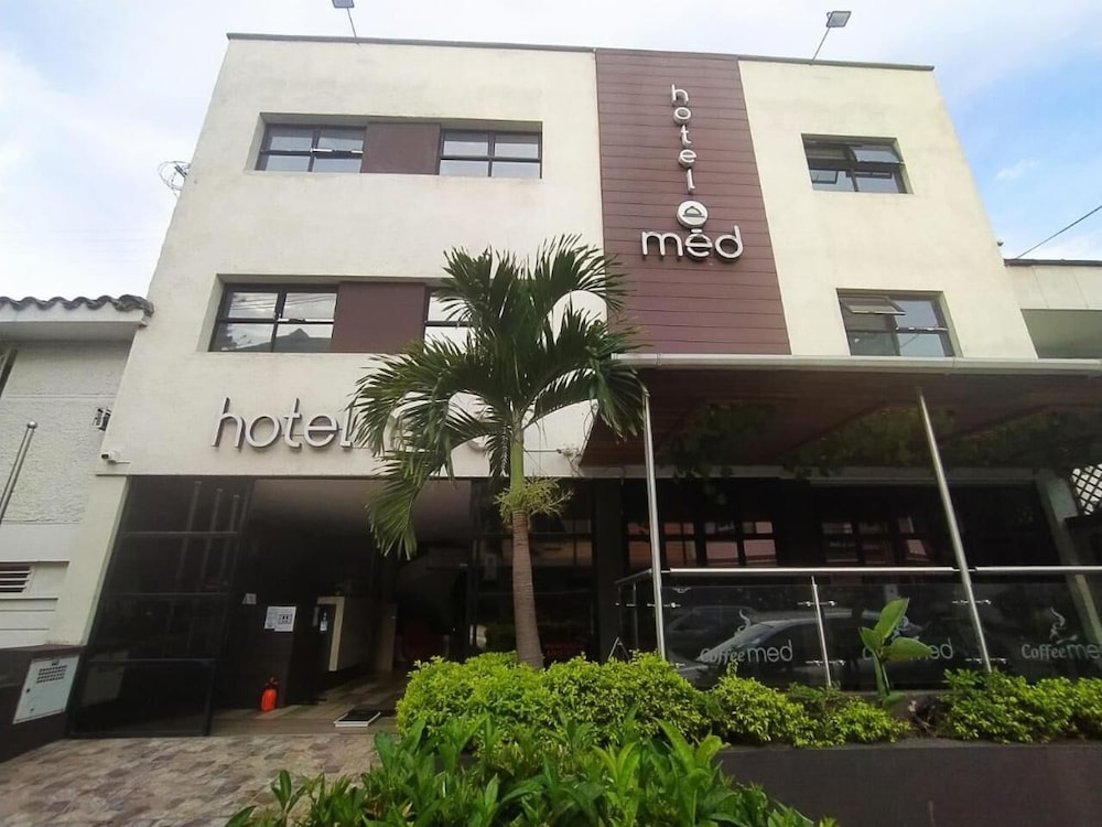 Med 70 Hotel