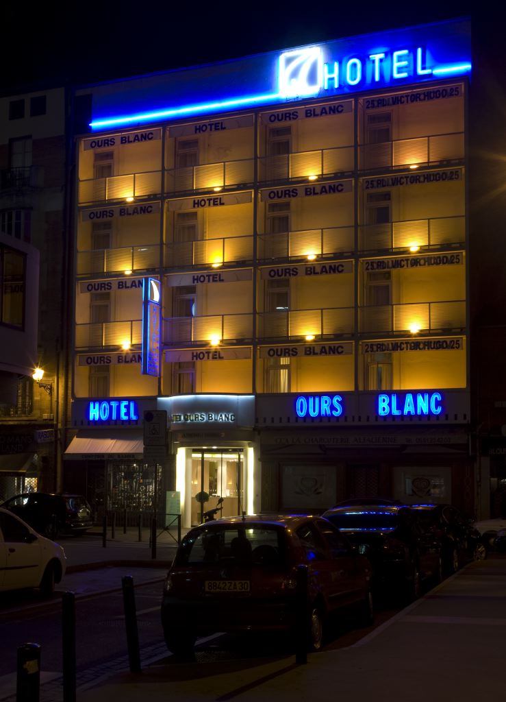 Ours Blanc Victor Hugo