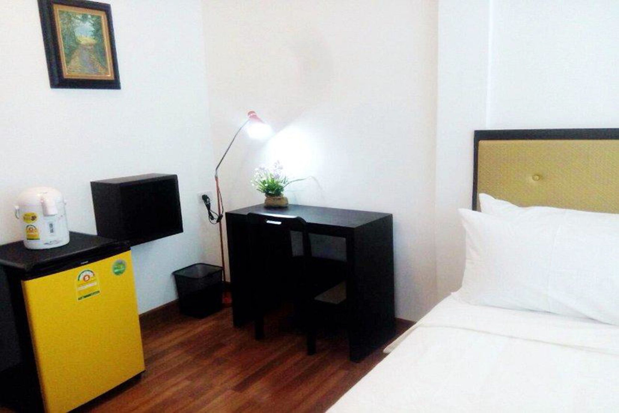 24lh Hotel