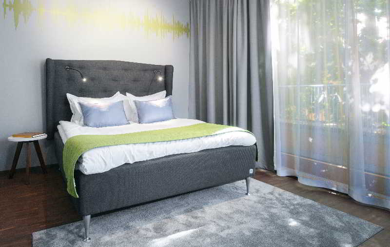 Pop House Hotel
