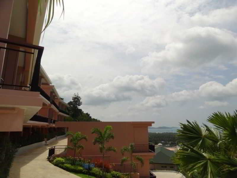 The View Rawada Resort & Spa