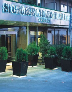 St. George Lycabettus Lifestyle Hotel