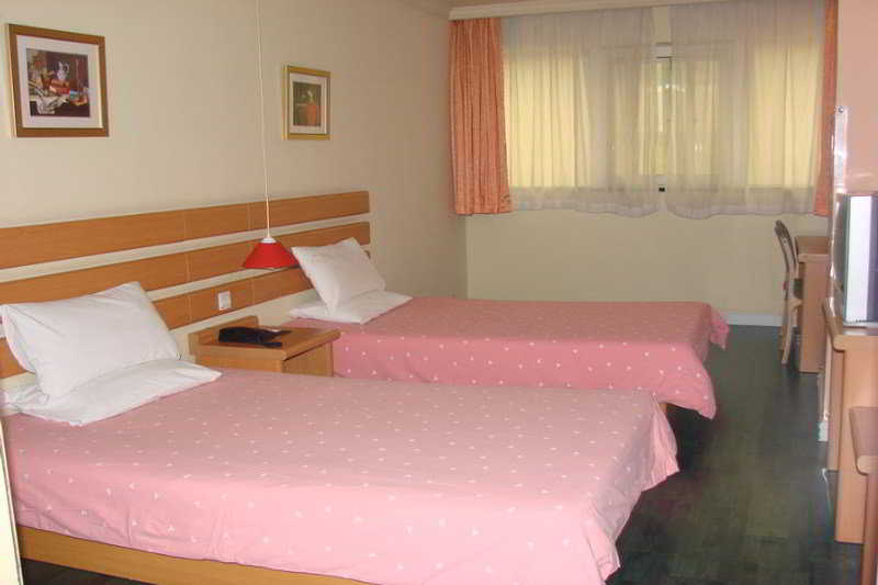 Home Inn Ouyang Road