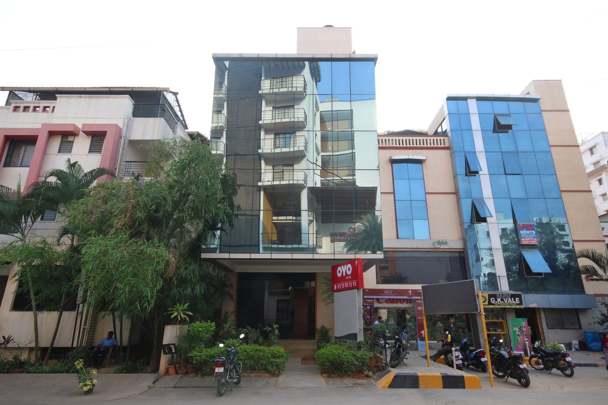 The Retreat Hotel by OYO Rooms