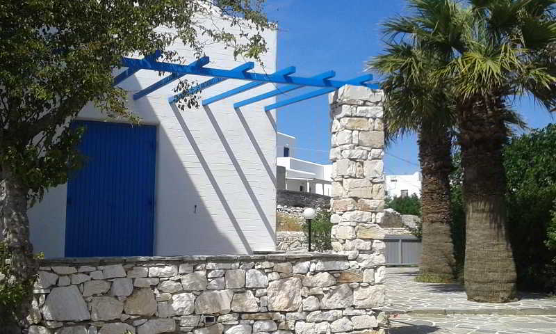 Drios Paros Luxury Hotel