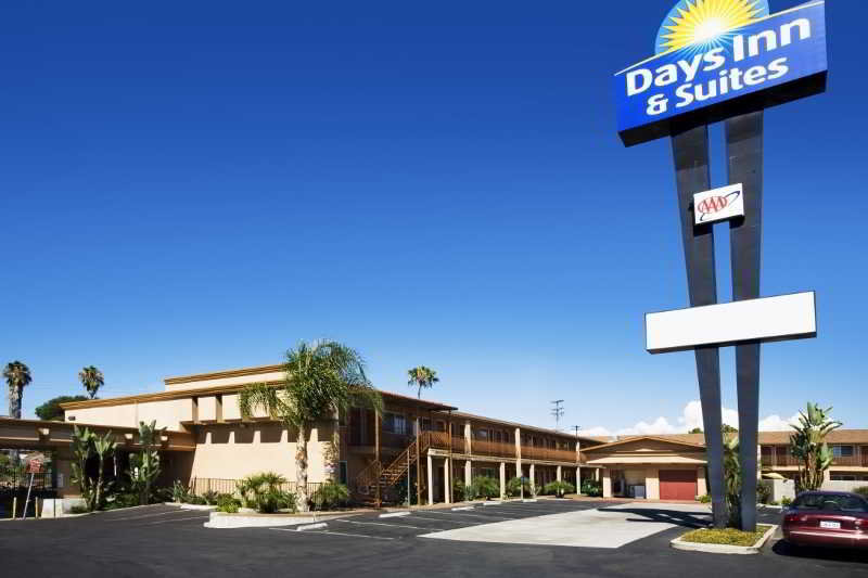 Days Inn by Wyndham San Diego-East/El Cajon