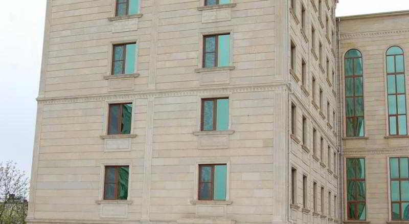 Xudaferin Hotel