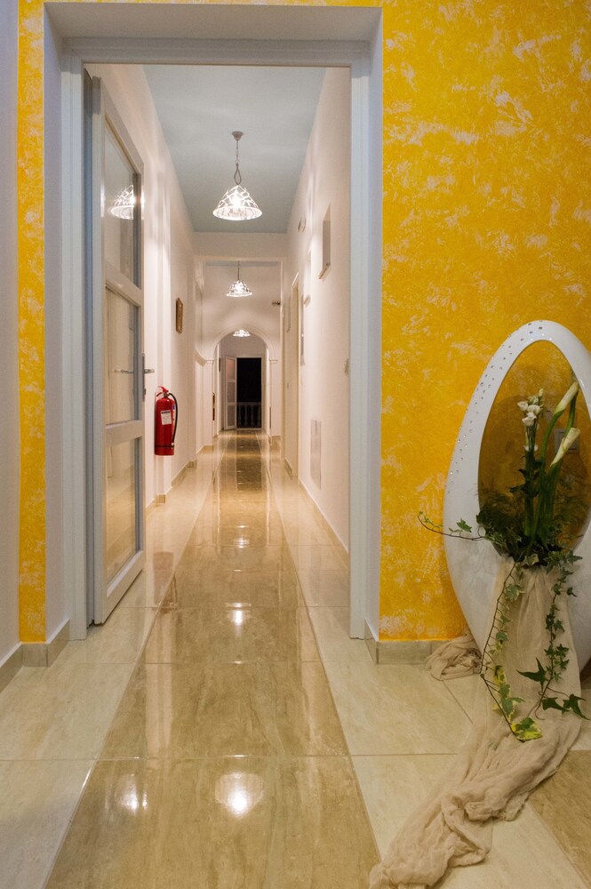 Villa Antonis