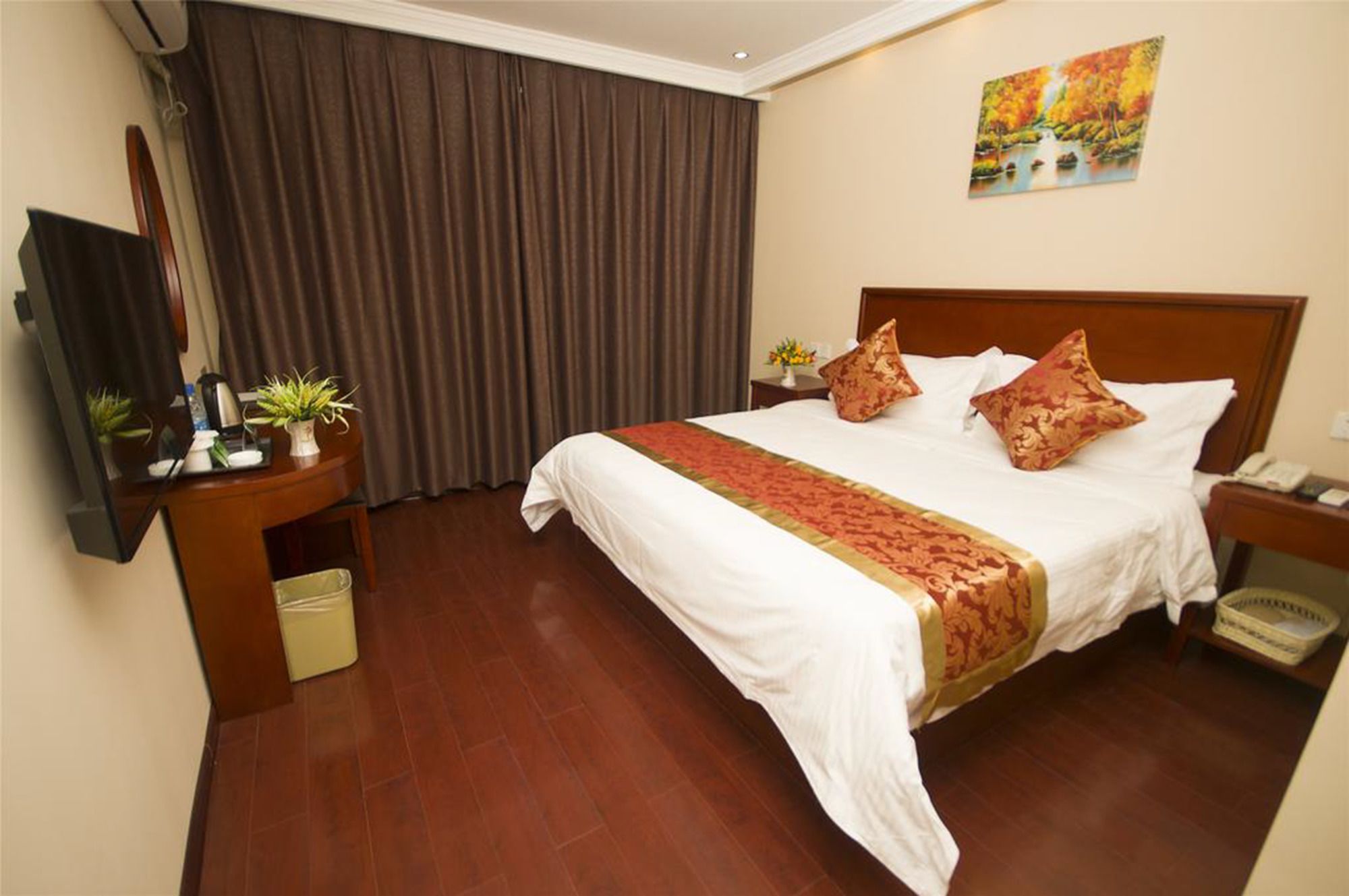 GreenTree Alliance Shanghai ChongMing BaYi Road Walking Street Hotel
