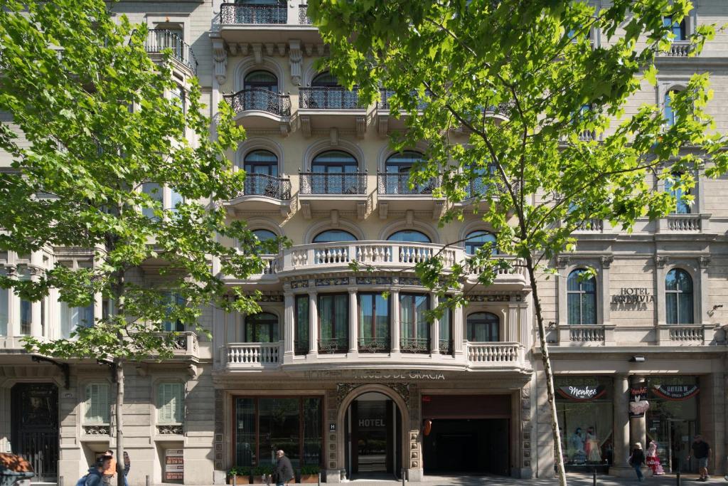 Catalonia Passeig de Gracia