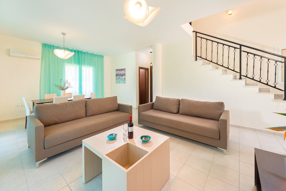 Seven Spring Villas