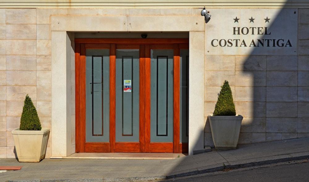 Costa Antiga