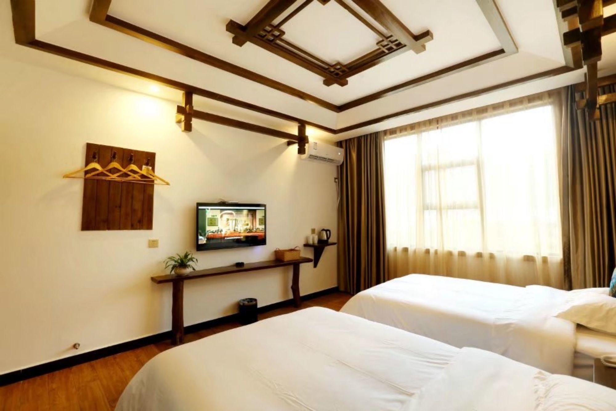 Memory Of Xiangxi Inn Xibu Branch