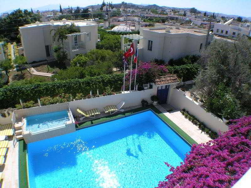 Studios Kavala