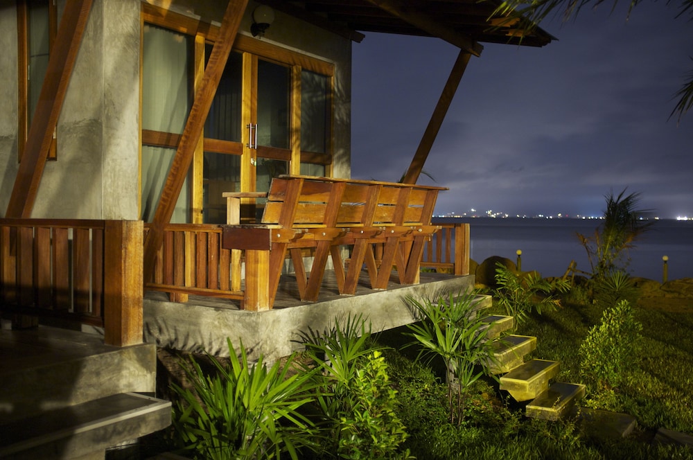 Phangan Palm Beach Resort