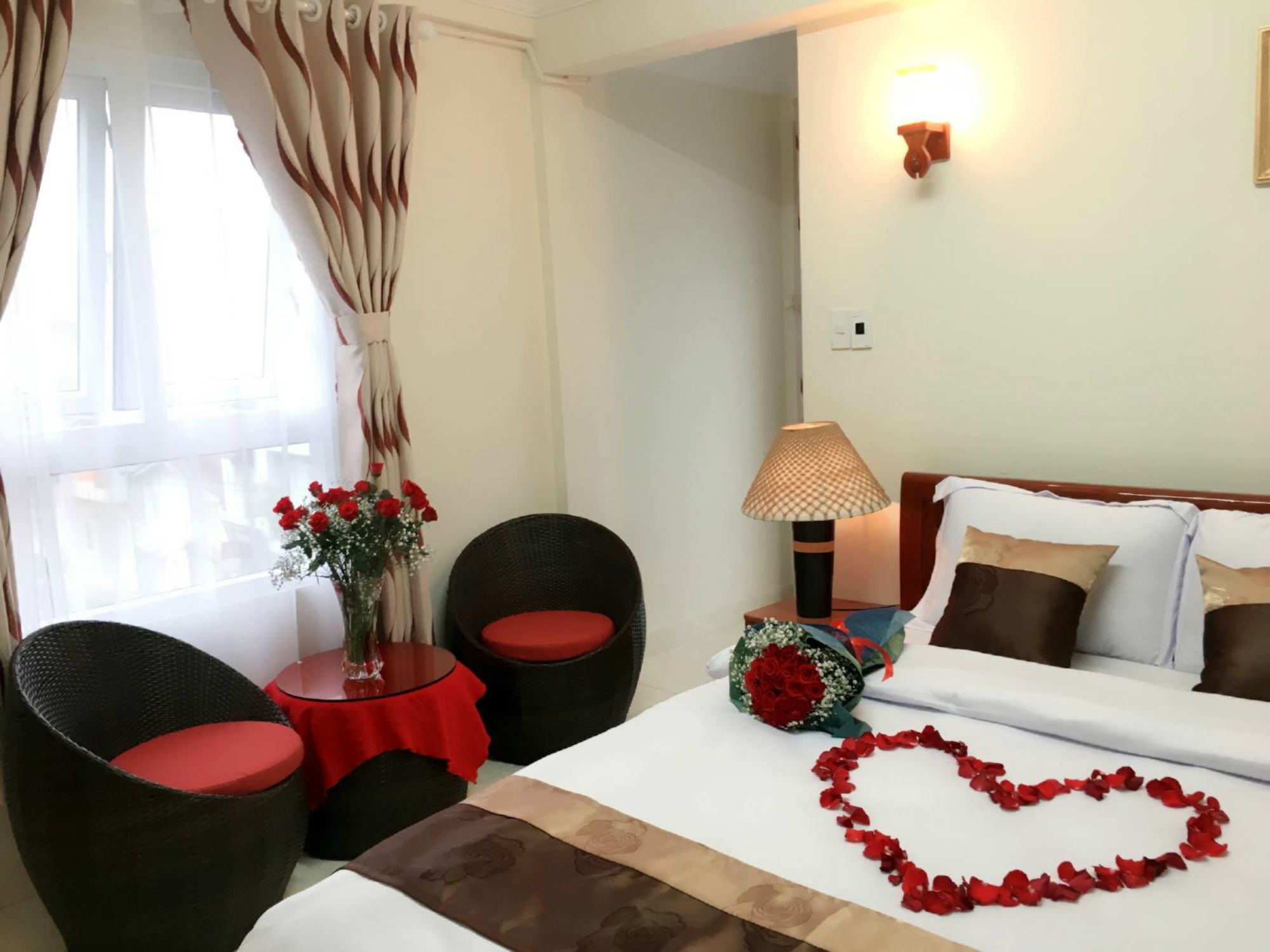 Full Moon Dalat Hotel