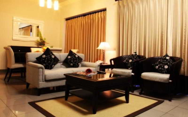 Java Paragon Hotel & Residence