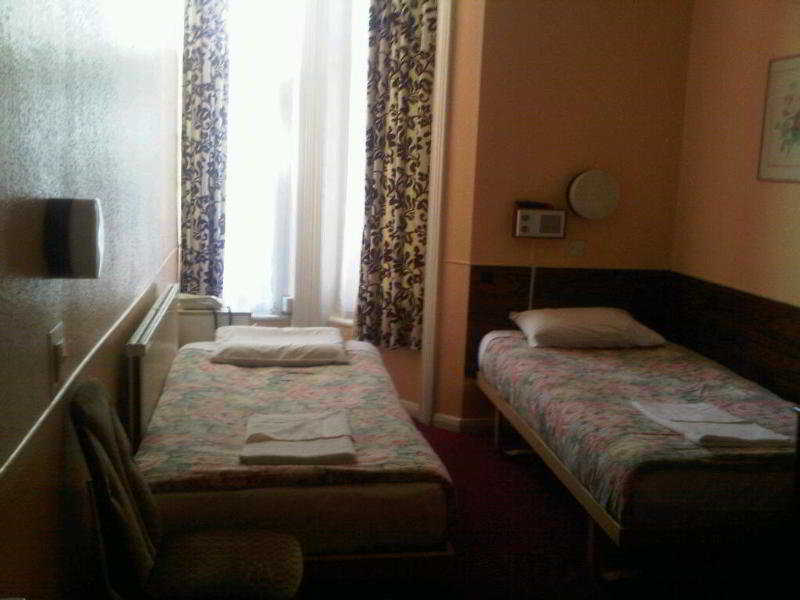 Mowbray Court Hotel