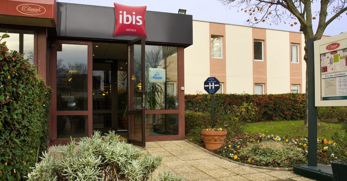 Hôtel ibis Melun