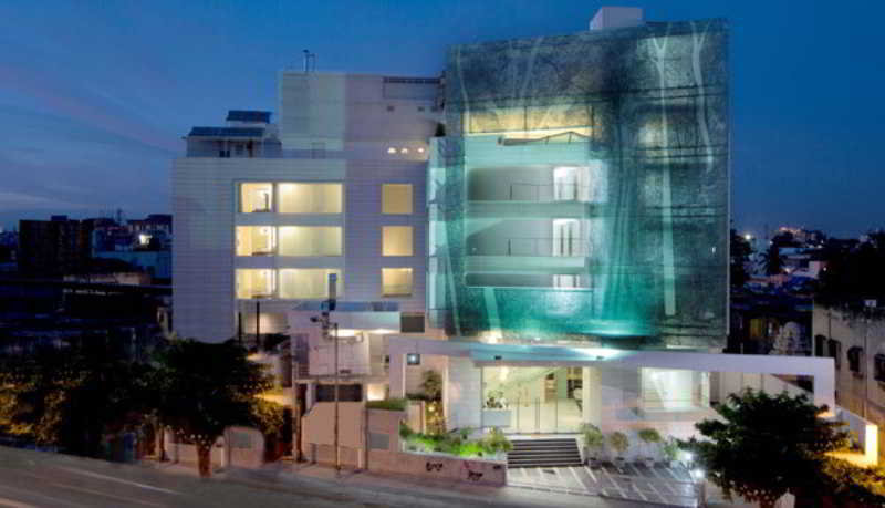 Springs Hotel And Spa Bangalor
