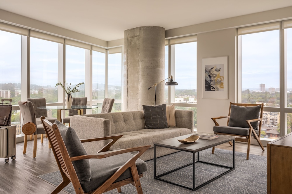 Pierce Boston by Sonder