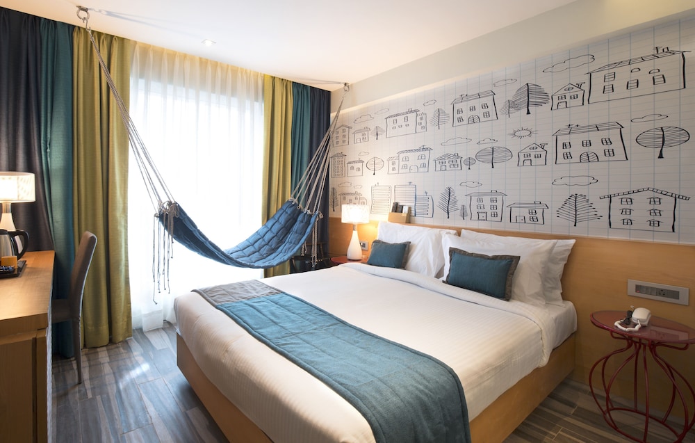 Aureole Hotel
