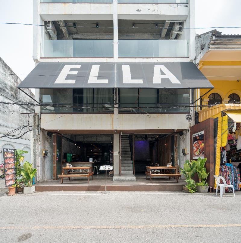 Ella Bar Bistro & Bed