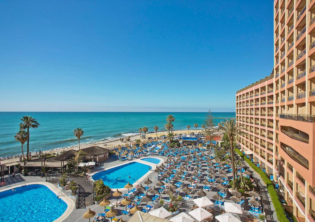 Sunset Beach Club