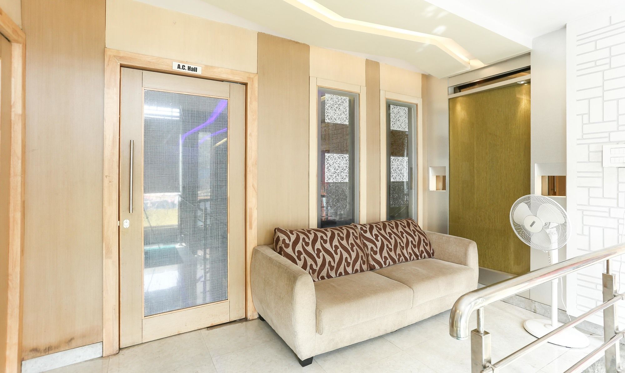 Treebo Dwaraka Grand