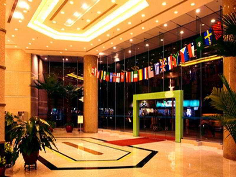 Skyline Plaza