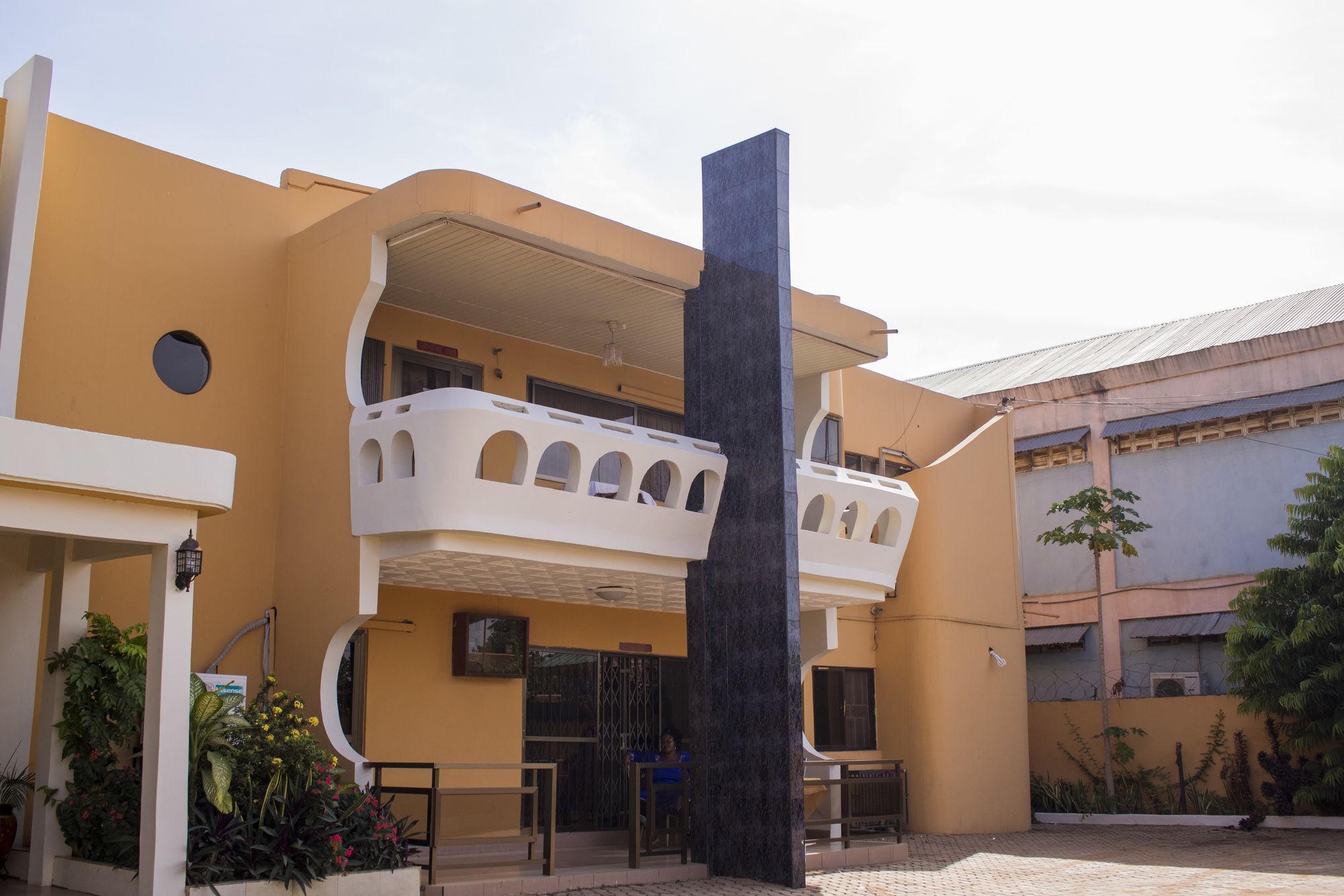 Lovista Hotel