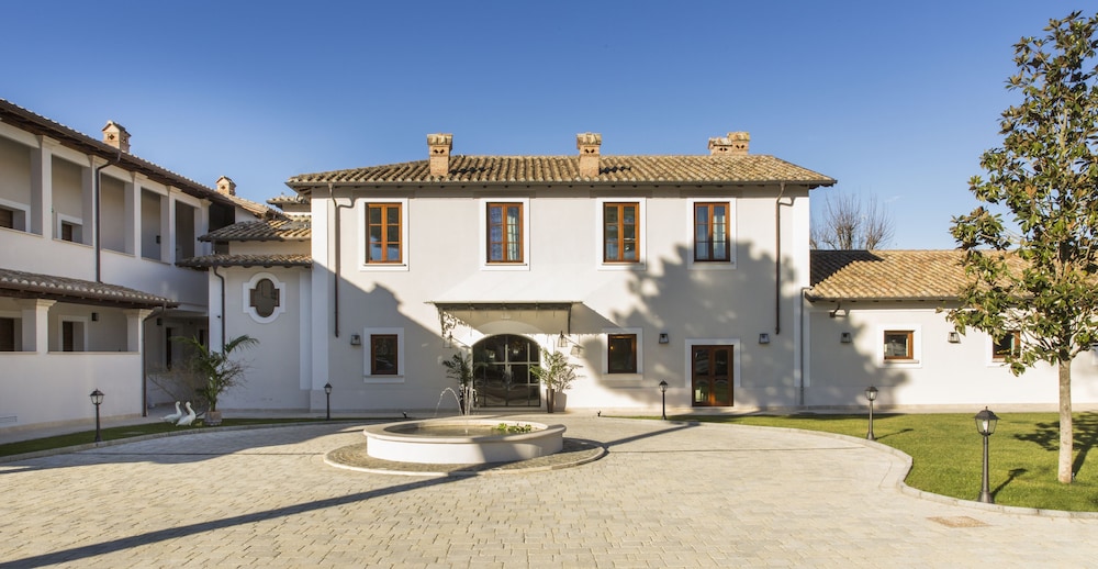 Favilla Hotel Di Charme