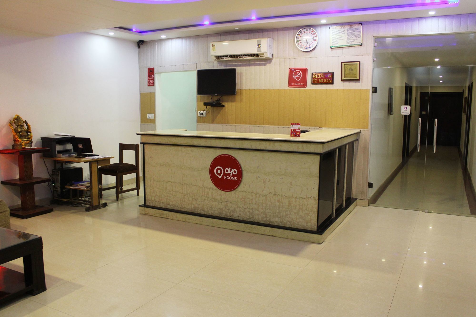 Hotel Kanha Continental by OYO