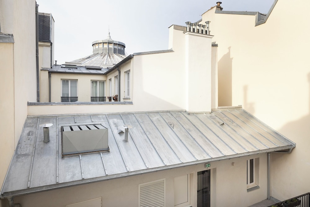 Le Petit Oberkampf Hotel & Spa