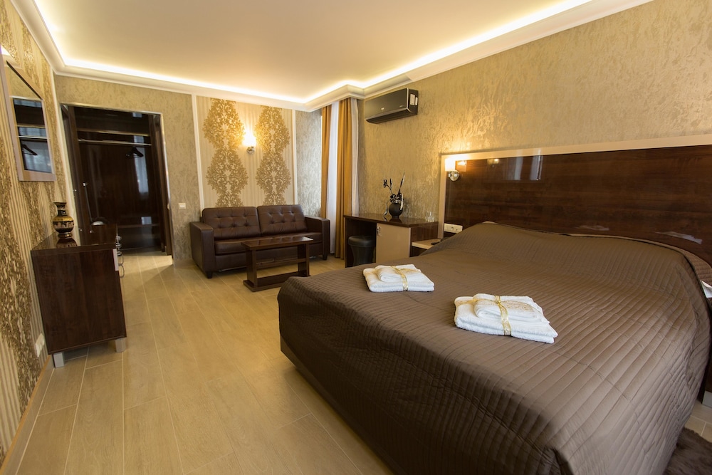 Hotel ERA on Sedova