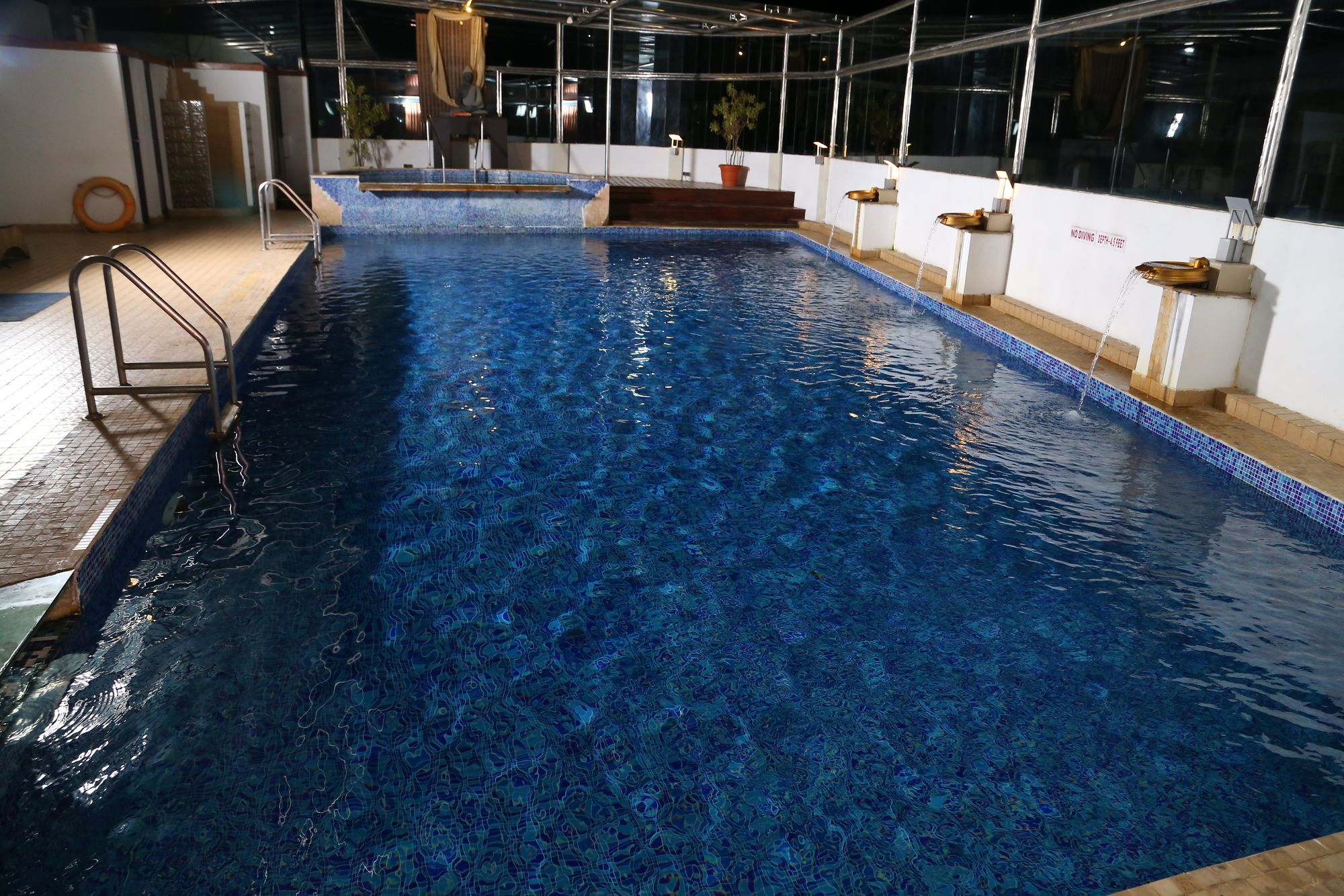 Gokulam Park Hotel & Convention Centre