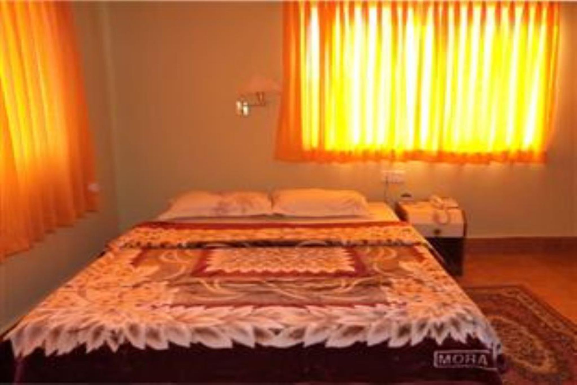 Hotel Vajra Inn