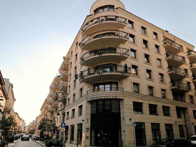 King Apartments