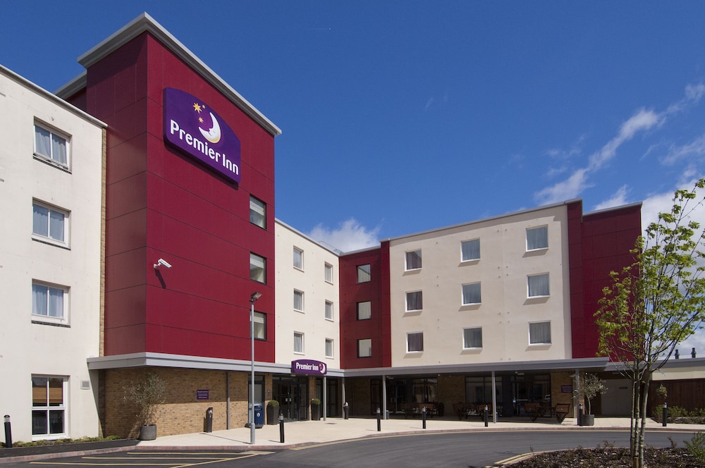 Premier Inn Bristol Cribbs Causeway - M5 J17